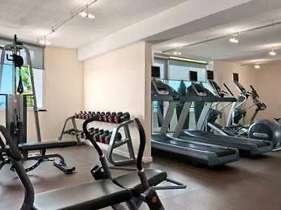 Hotel Hilton Orly Airport Paris 4*,