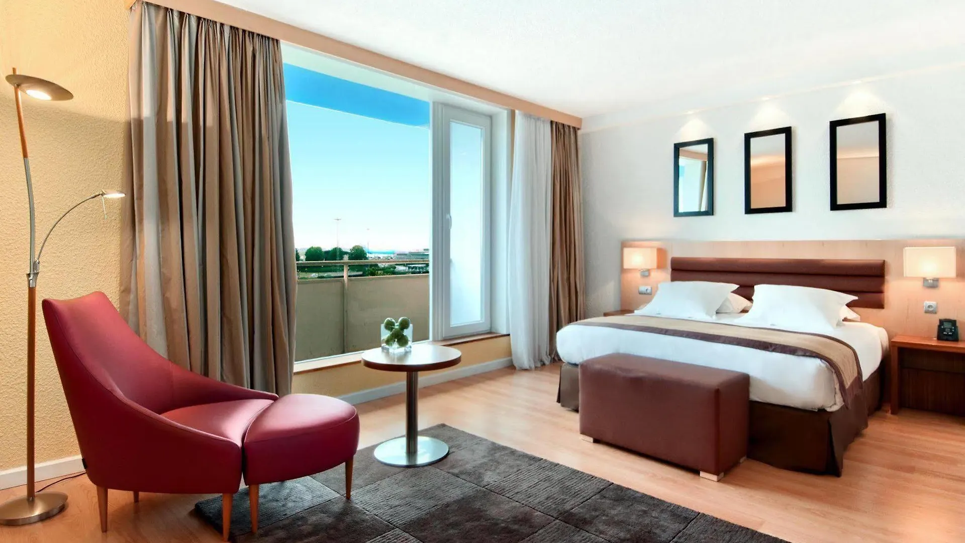 Hotel Hilton Orly Airport Paris