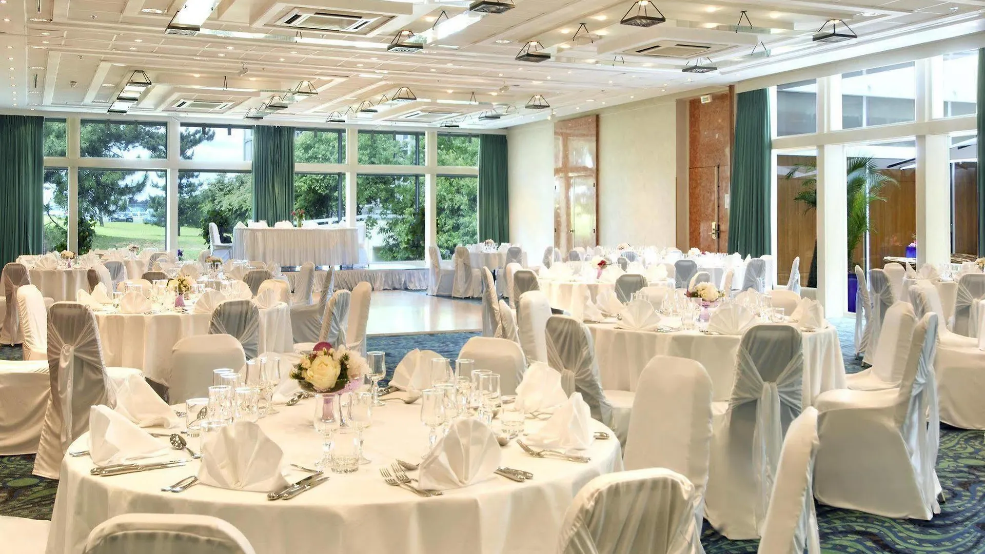 Hotel Hilton Orly Airport 파리